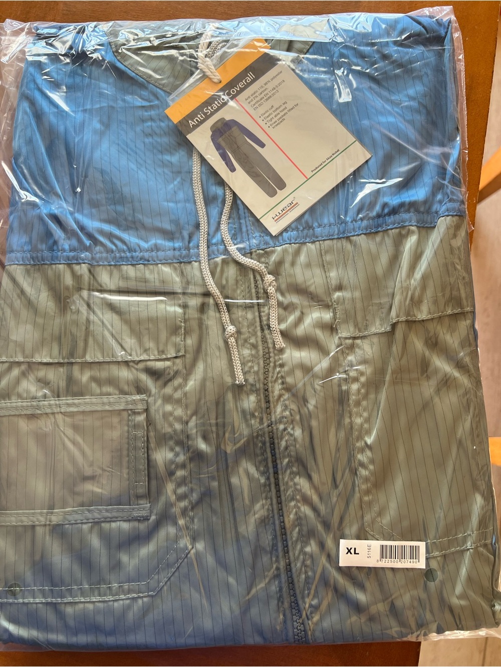 Akso Nobel anti static Coveralls I-wear Xl
98%polyester 2%carbon